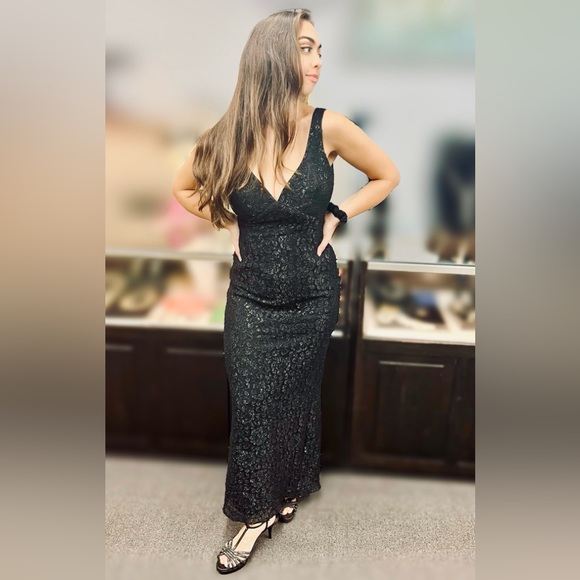 Gorgeous Black Designer Gown, Vintage Glam - Picture 1 of 7